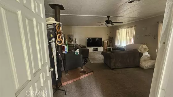 Bakersfield, CA 93307,3400 Buttonwood