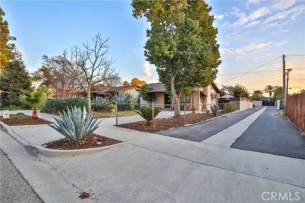 Upland, CA 91786,548 E Pine Street