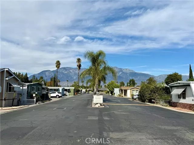 Ontario, CA 91764,2139 E 4th #113