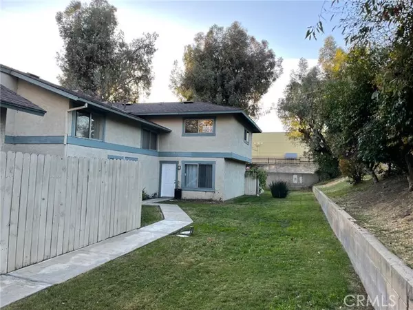 237 Grayson Way #C, Upland, CA 91786