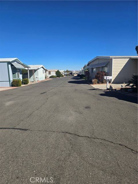 Victorville, CA 92395,13393 Mariposa #220