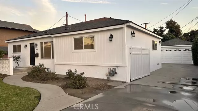 Downey, CA 90240,9814 Parrot Avenue