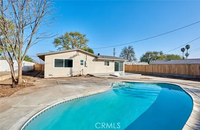 5860 Mountain View Avenue, Riverside, CA 92504