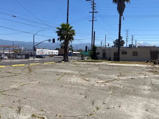 San Bernardino, CA 92410,0 W Rialto