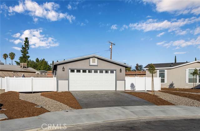 738 Larissa Court, Perris, CA 92570