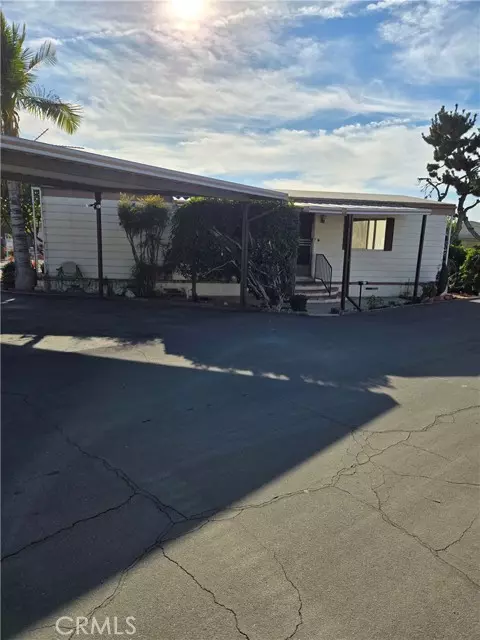 840 E Foothill #75, Azusa, CA 91702