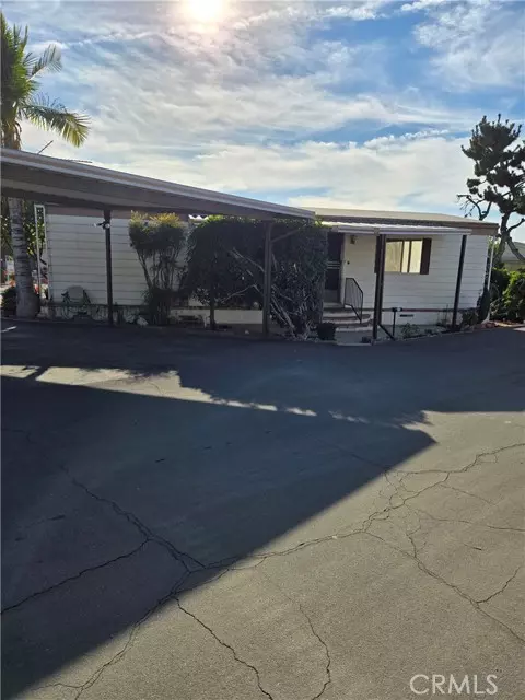 840 E Foothill #75, Azusa, CA 91702