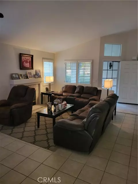 Murrieta, CA 92562,23980 Via Astuto