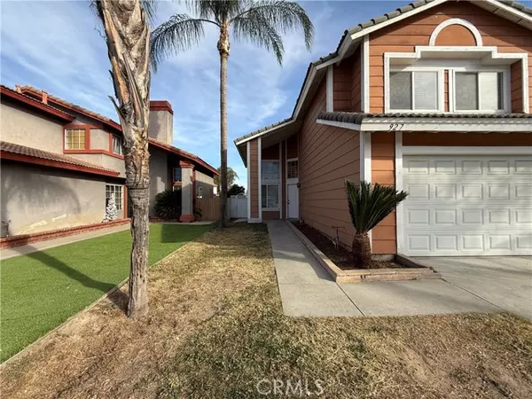 Perris, CA 92571,927 Dolphin Drive