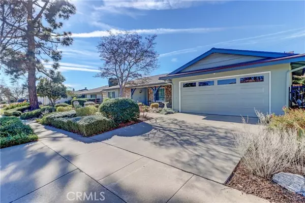 2711 Sweetbriar Drive, Claremont, CA 91711