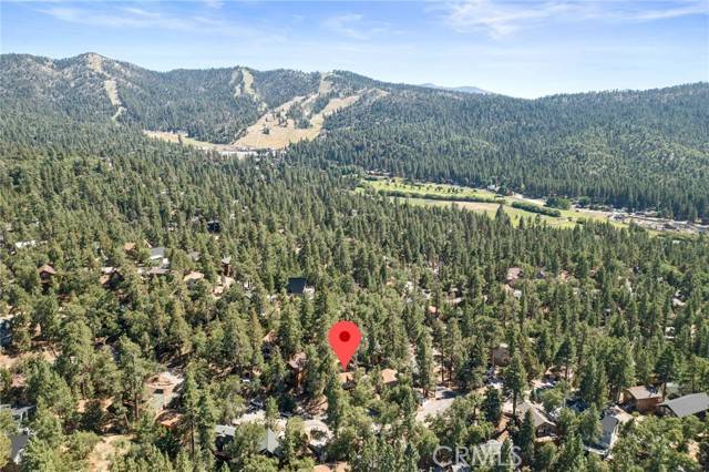 865 Villa Grove Avenue, Big Bear Lake, CA 92315
