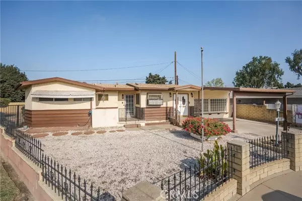 Santa Fe Springs, CA 90670,9227 Vicki Drive