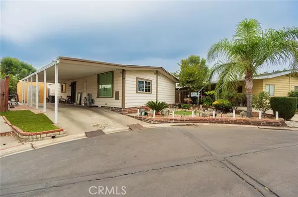 1601 S Garey #137, Pomona, CA 91766