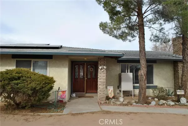 14198 Kiowa Road, Apple Valley, CA 92307