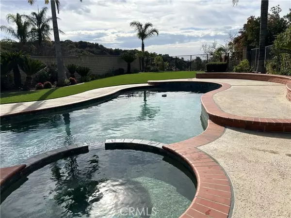 2052 Via Arroyo, La Verne, CA 91750