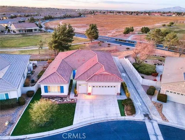 19282 Galloping Hill Road, Apple Valley, CA 92308