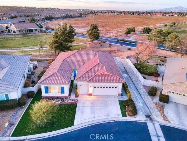 19282 Galloping Hill Road, Apple Valley, CA 92308