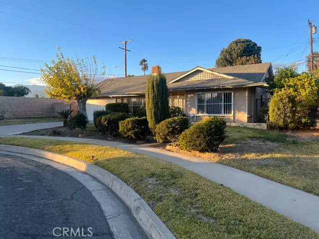 900 E Home Street, Rialto, CA 92376