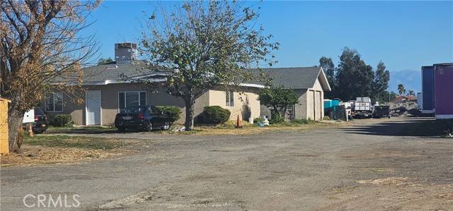 Fontana, CA 92335,8403 Mulberry Avenue