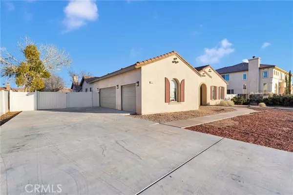 12573 Cabazon Court, Apple Valley, CA 92308