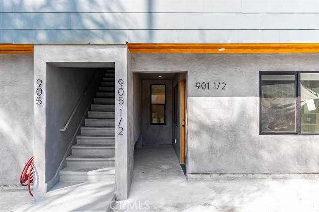 901 Micheltorena Street, Los Angeles, CA 90026