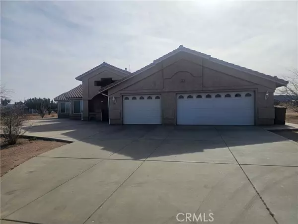 13027 Farmington Street, Oak Hills, CA 92344