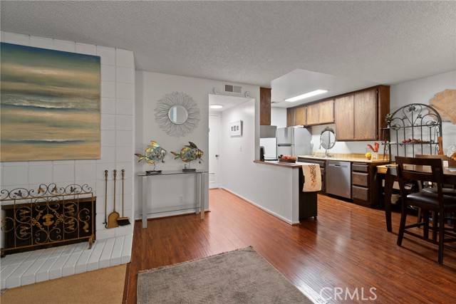 Diamond Bar, CA 91765,23617 Golden Springs Drive #K19