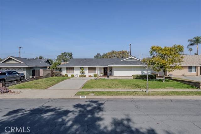 1303 W Greenhaven Avenue, San Dimas, CA 91773