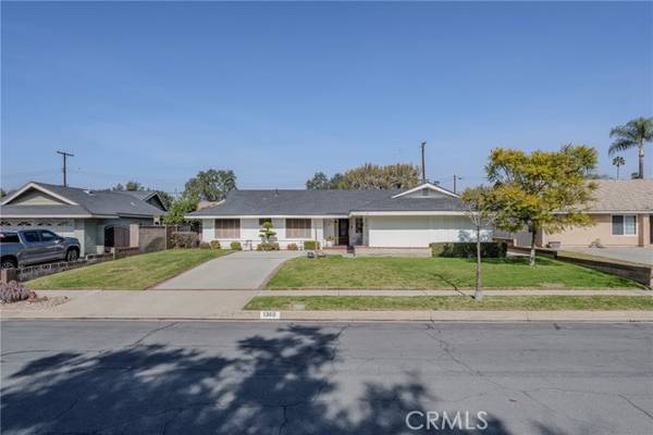 1303 W Greenhaven Avenue, San Dimas, CA 91773