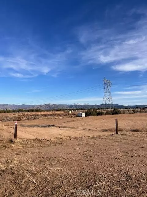 Hesperia, CA 92344,6075 Mesa Linda