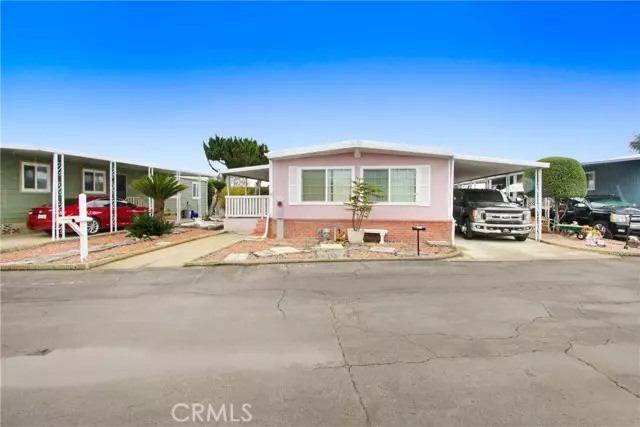 La Verne, CA 91750,3530 Damien #132