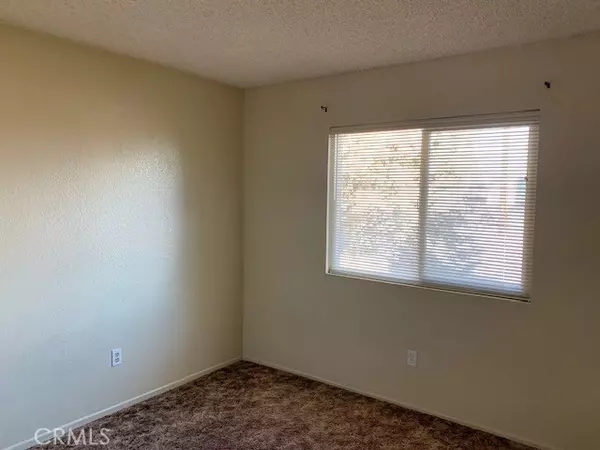 Hesperia, CA 92345,15555 Mojave Street