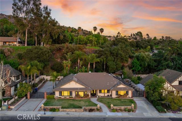 514 N Valley Center Avenue, Glendora, CA 91741