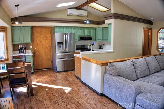 Crestline, CA 92325,24757 Basel Drive
