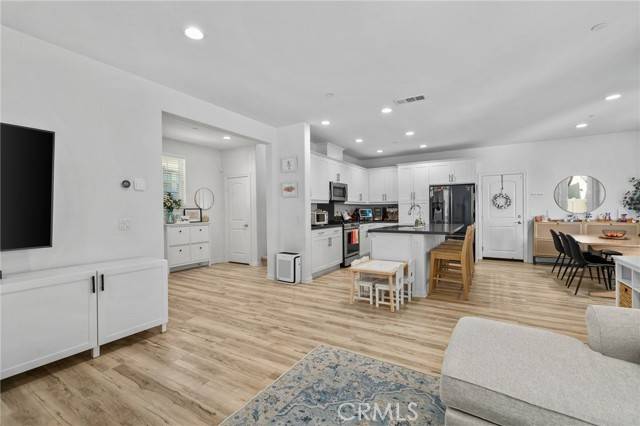 3131 E Painted Crescent Street, Ontario, CA 91762