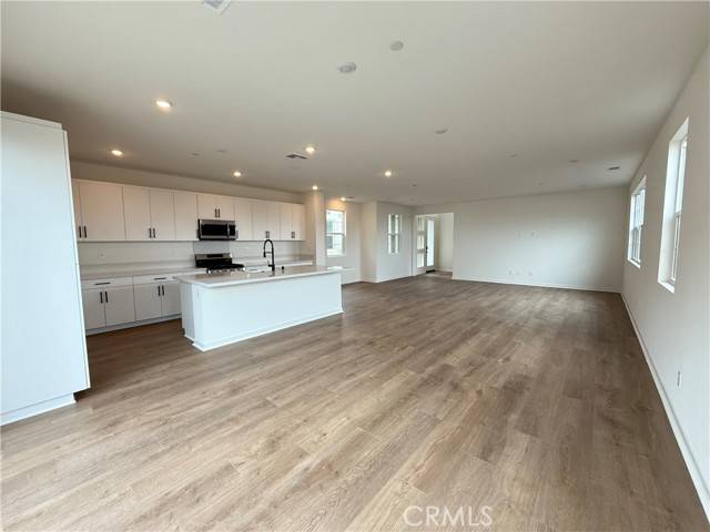 Fontana, CA 92336,15742 Caterpillar Drive