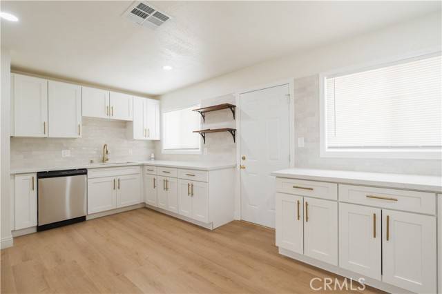 La Puente, CA 91744,16207 Bamboo Street