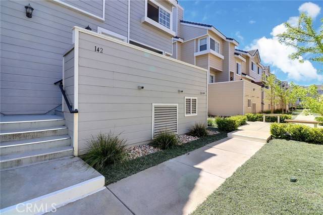 Torrance, CA 90503,2800 Plaza Del Amo #142