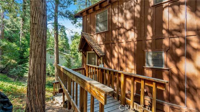 Crestline, CA 92325,1205 Jungfrau Drive