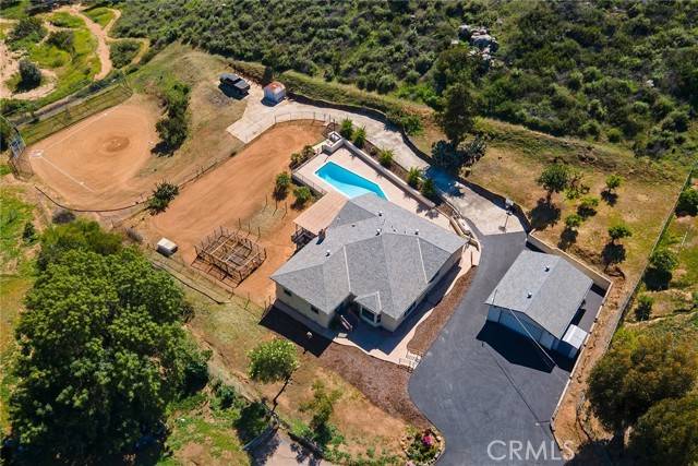 11128 Pinehurst Drive, Lakeside, CA 92040