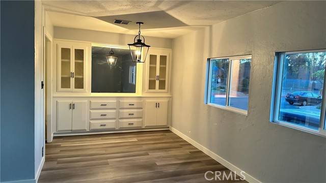Riverside, CA 92507,118 Sir Damas #118