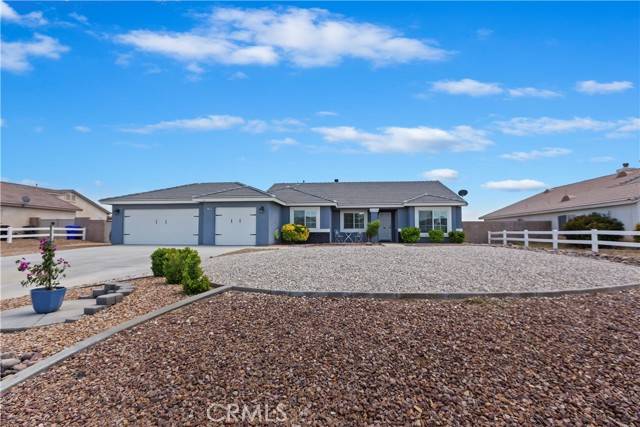 21269 Chardonnay Drive, Apple Valley, CA 92308