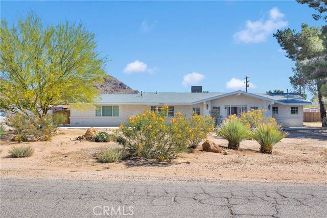 Apple Valley, CA 92307,19846 Serrano Road