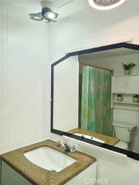 La Puente, CA 91744,650 La Seda #19C