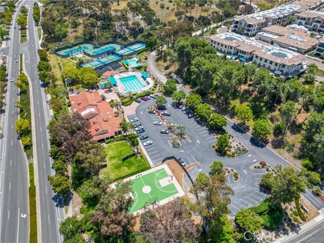 San Diego, CA 92128,16470 Avenida Venusto #B