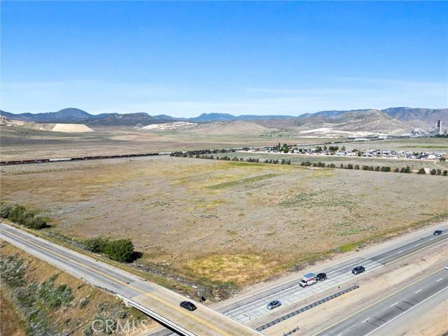 Tehachapi, CA 93561,40 Stiekman