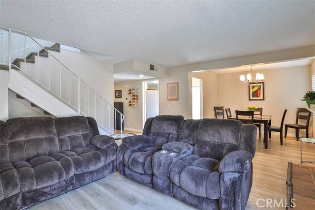 Glendora, CA 91741,137 Oak Forest Circle