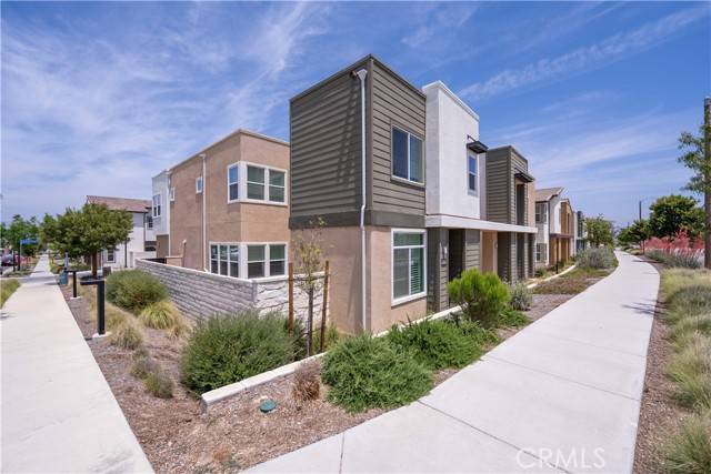 26956 Nature View Place, Valencia, CA 91355