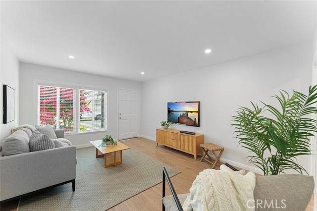 Gardena, CA 90249,15216 Daphne Avenue