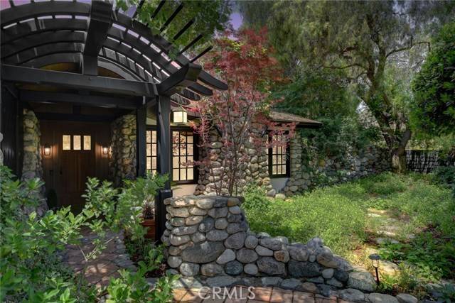 2293 Bonnie Brae Avenue, Claremont, CA 91711